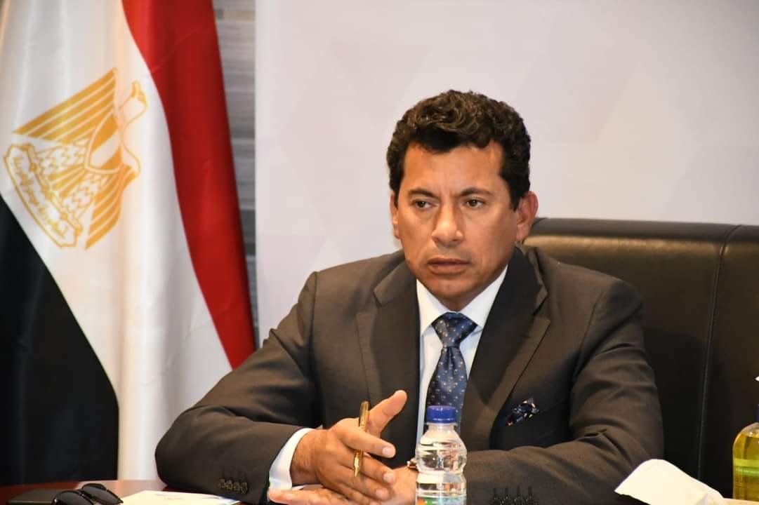 وزير الرياضة يطمئن على البعثة المصرية البارالمبية في باريس 2024